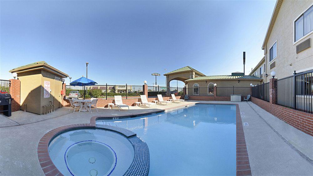 Quality Inn & Suites Beaumont Faciliteiten foto